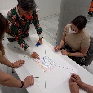 credits &Kappa;&Pi;&Iota;&Sigma;&Nu;